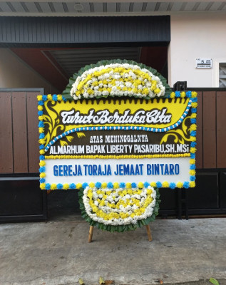 Papan Bunga Duka di Padaherang